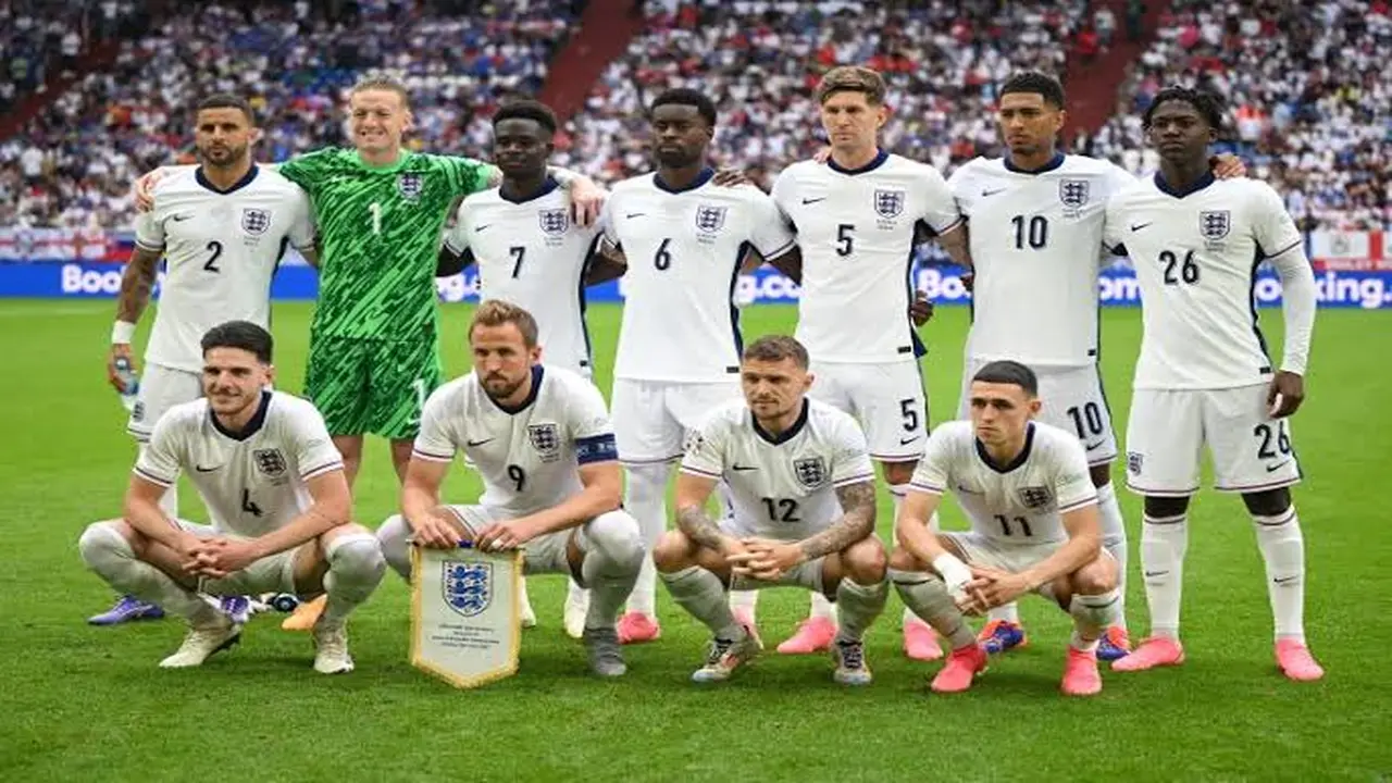 متى ستواجه إنجلترا منافسها في نصف نهائي كأس العالم؟